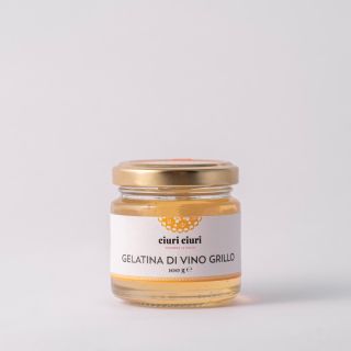 Gelatina di vino Grillo, conserva siciliana dolce da 100 grammi in vasetto di vetro, prodotto tipico siciliano in vendita su ciuriciuri.shop